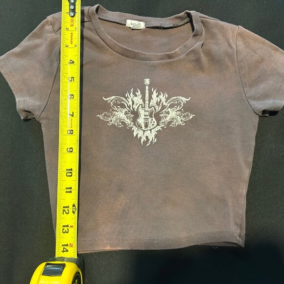 Garage Crop Top Baby Doll T-Shirt shirt in dark brown with slight tie-dye effect - Picture 11 of 11